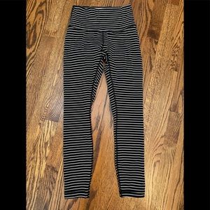 Lululemon stripped leggings